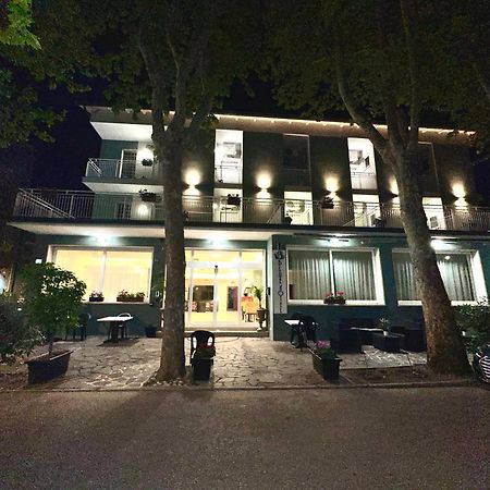 Blue Hotel Cesenatico Zewnętrze zdjęcie